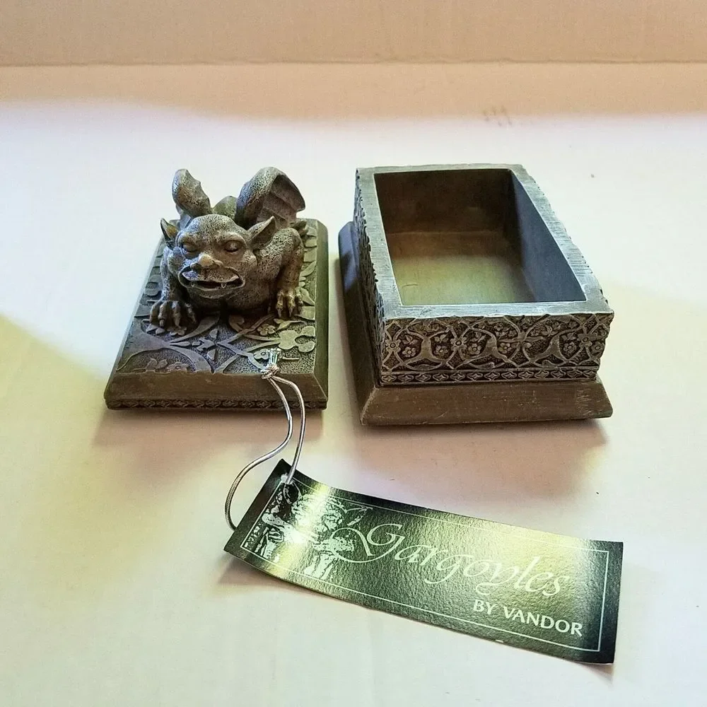 Vintage 1995 Gargoyles by Vandor Gargoyle Rectangle Trinket Jewelry Box